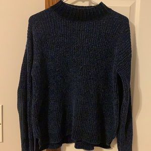 Soft navy blue sweater!!